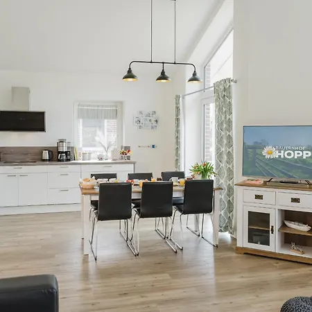 Hofkiek - Bauernhof Hopp Vadersdorf Holiday home Fehmarn